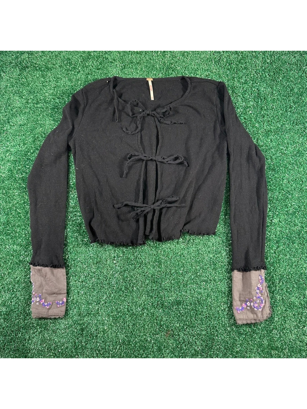 Free people black tie up sweater long sleeve women’s size XS